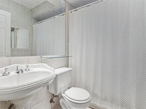 9 Clinton Street, Elmont NY 11003