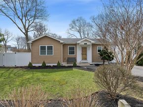 24 Woodridge Road, Hampton Bays NY 11946