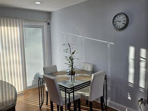 11 Jefferson Street, Copiague NY 11726