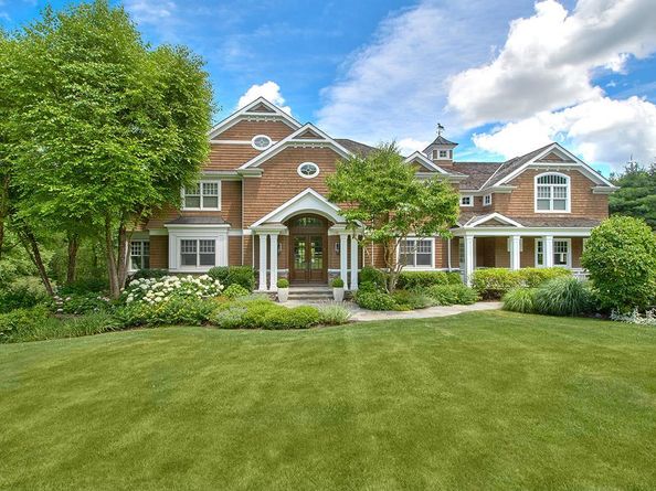 5 Sutton Farm Drive, Chappaqua NY 10514