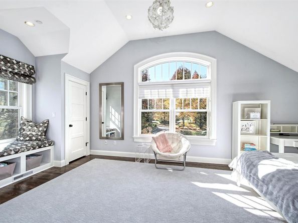 5 Sutton Farm Drive, Chappaqua NY 10514