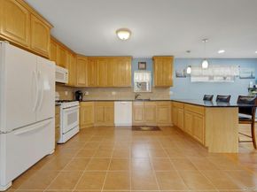 107E Edgewater Park 107E, Bronx NY 10465