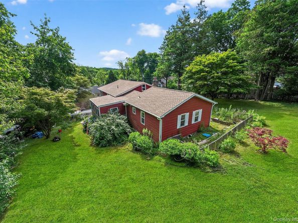 10 Nymph Drive, Mahopac NY 10541