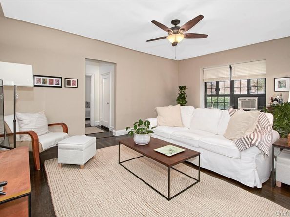 45 W Pondfield Road 1F, Bronxville NY 10708