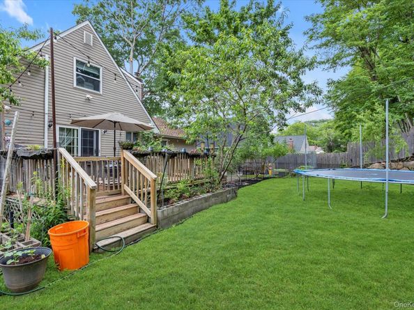63 Ravenwood Drive, Kings Park NY 11754