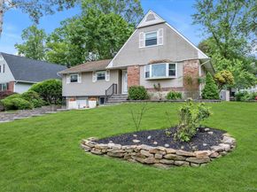 63 Ravenwood Drive, Kings Park NY 11754