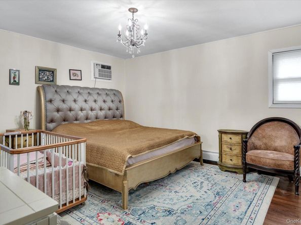 63 Ravenwood Drive, Kings Park NY 11754