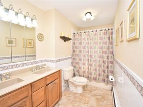 90 Haven Avenue, Ronkonkoma NY 11779