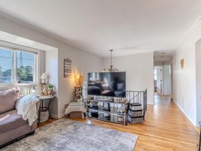 27 Berkeley Avenue, Selden NY 11784