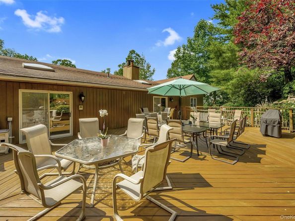 23 Medford Lane, Scarsdale NY 10583