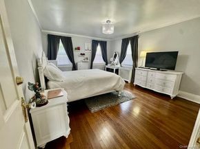 987 E Prospect Street, Woodmere NY 11598