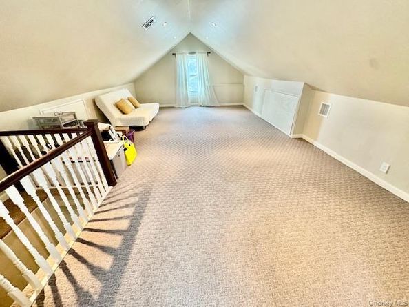 987 E Prospect Street, Woodmere NY 11598