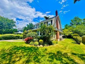 987 E Prospect Street, Woodmere NY 11598