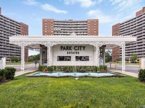 61-15 98th Street 16H, Rego Park NY 11374