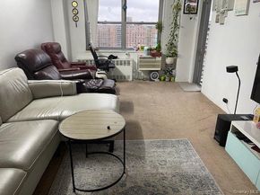 61-25 97 Street 15J, Rego Park NY 11374