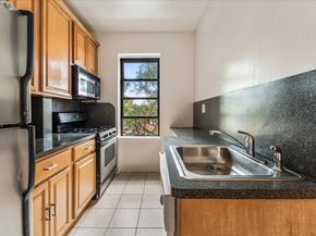 2137 33rd Street 3D, Astoria NY 11105