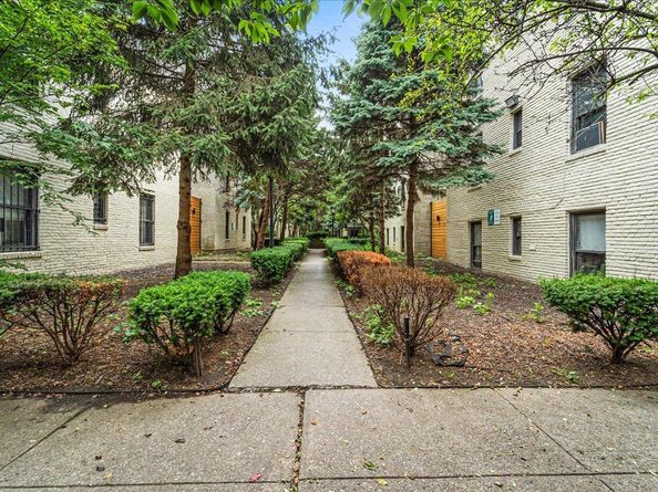 2137 33rd Street 3D, Astoria NY 11105