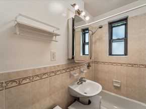 2137 33rd Street 3D, Astoria NY 11105
