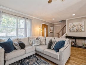 198 Guildford Court, West Hempstead NY 11552