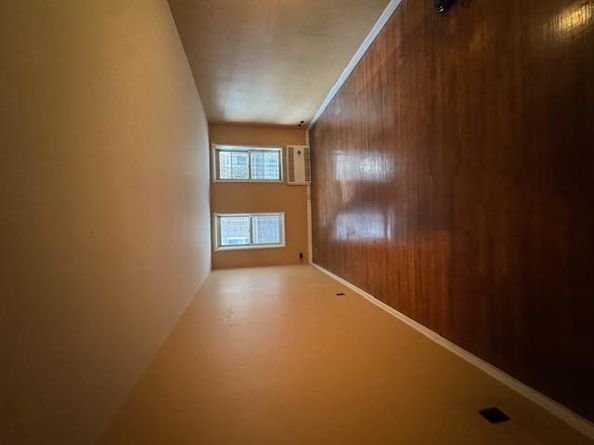 221 McDonald Ave Avenue 1G, Brooklyn NY 11218