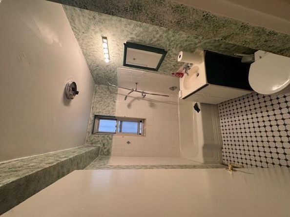 221 McDonald Ave Avenue 1G, Brooklyn NY 11218