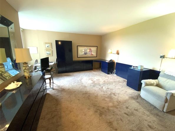 27110 Grand Central Parkway 5A, Floral Park NY 11005
