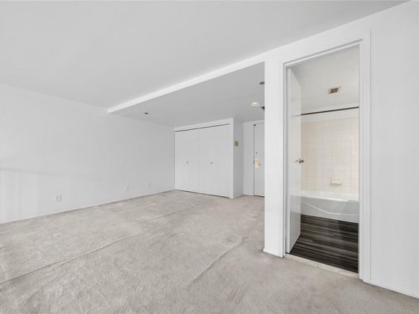 23 Water Grant Street 4J, Yonkers NY 10701