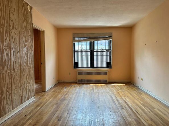 83-25 98th Street 6P, Woodhaven NY 11421