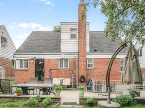 4818 190th Street, Fresh Meadows NY 11365