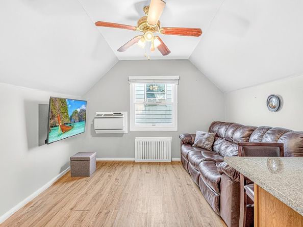 4818 190th Street, Fresh Meadows NY 11365