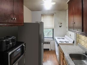 730 E 232nd Street 5D, Bronx NY 10466