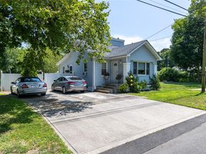 175 S Dunton Avenue, East Patchogue NY 11772