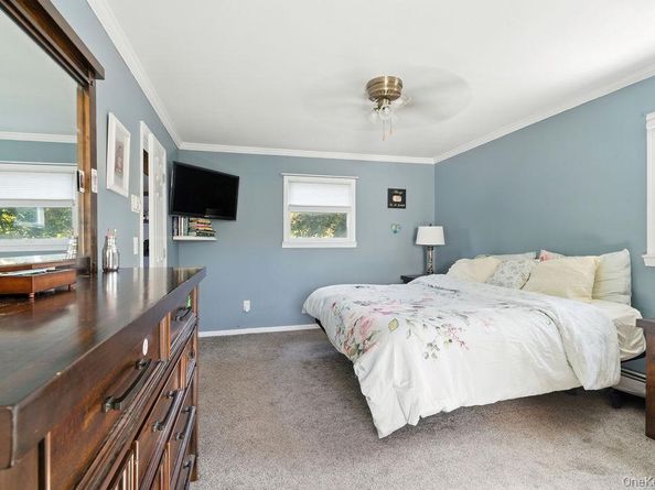 26 Concord Drive, Holtsville NY 11742