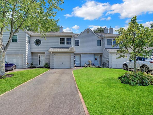 1107 Sara Circle B, Port Jefferson Station NY 11776