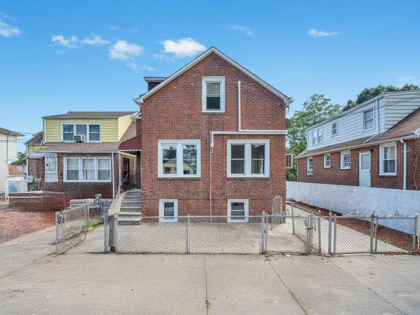 225-20 111th Avenue, Queens Village NY 11429
