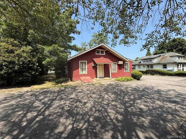 2566 Middle Country Road, Centereach NY 11720