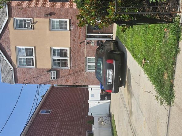 417 Castle Hill Avenue, Bronx NY 10473