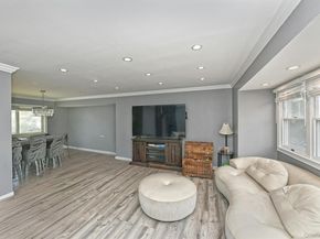 5 Shadywood Court, Huntington NY 11743