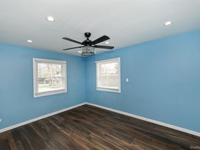 5 Shadywood Court, Huntington NY 11743