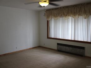 22211 100th Road, Queens Village NY 11429