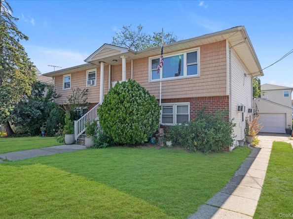 62 4th Avenue, East Rockaway NY 11518