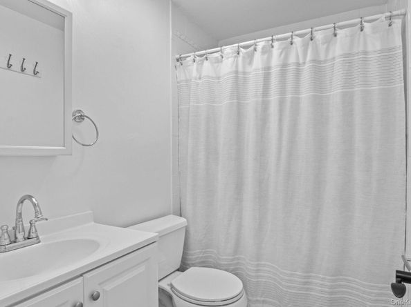 175 Main Avenue 136, Wheatley Heights NY 11798