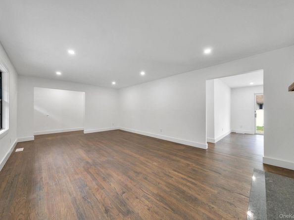 47 Dayton Avenue, Holtsville NY 11742