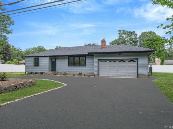 47 Dayton Avenue, Holtsville NY 11742