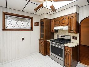 7746 79th Place, Glendale NY 11385