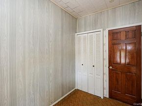 7746 79th Place, Glendale NY 11385