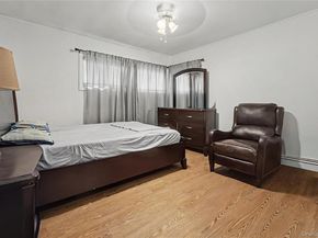 35 Meeting Lane, Hicksville NY 11801