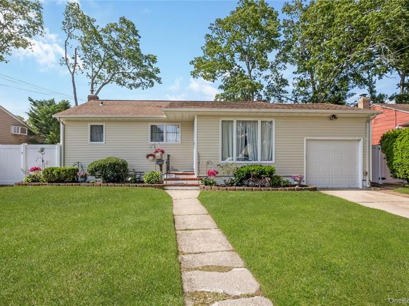 787 Frankford Road, West Babylon NY 11704