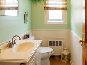 90 Sunset Road, Bay Shore NY 11706