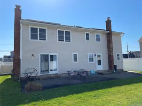 84 Surf Road, Lindenhurst NY 11757